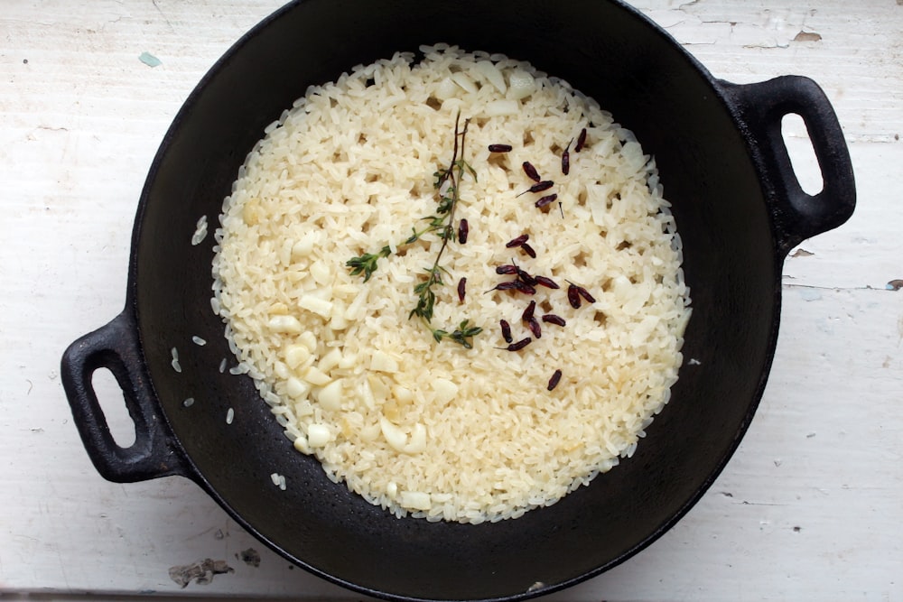 rice on black ceramic bowl