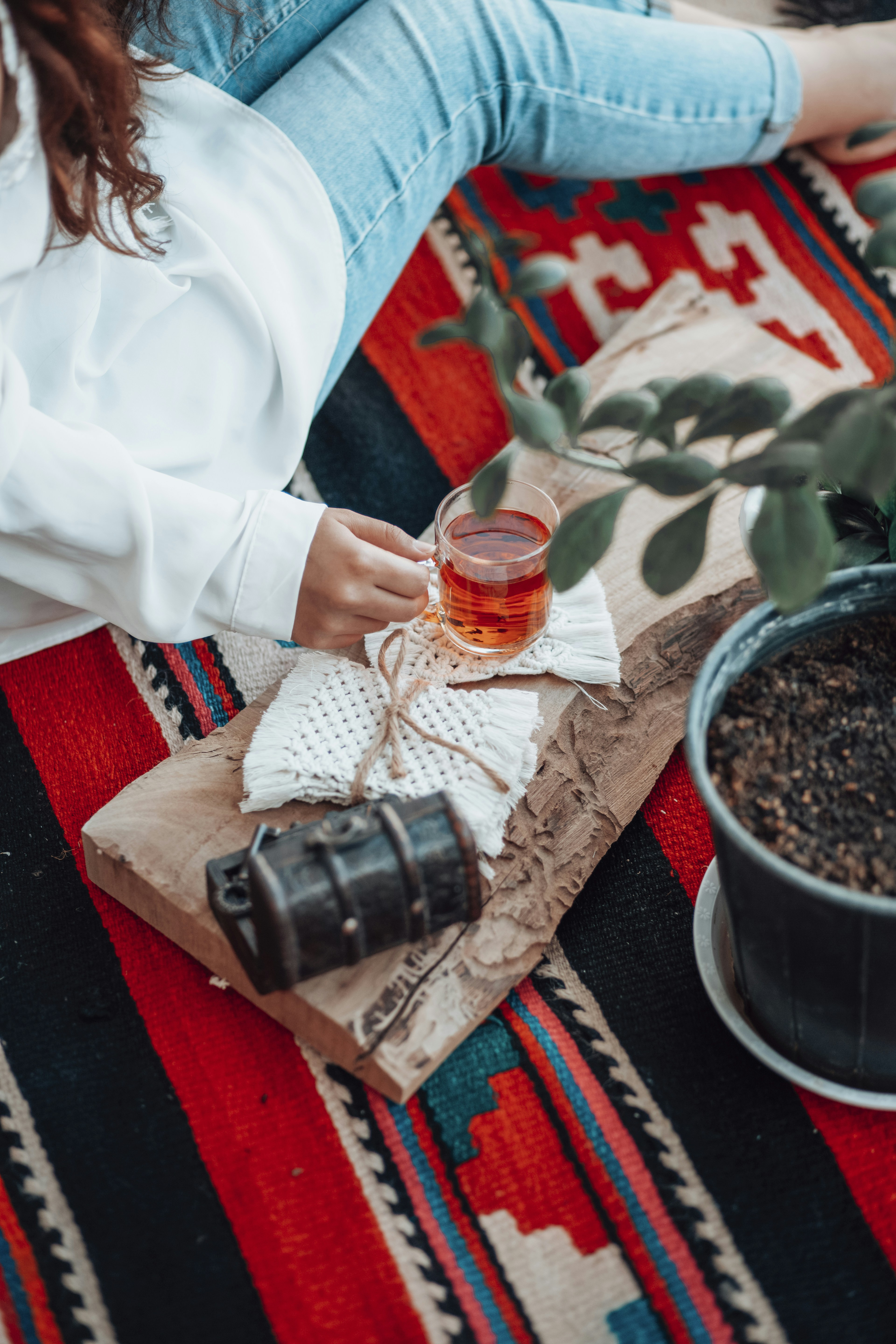 black and white bed linen