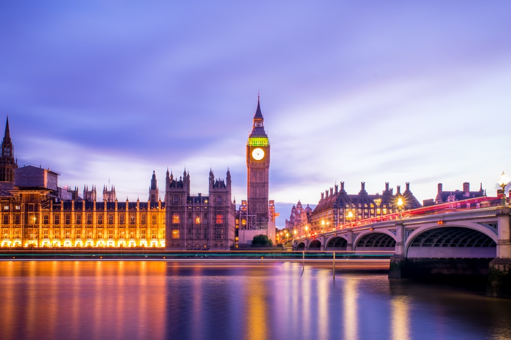 Big Ben London durante la noche