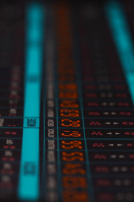 A close-up of a digital interface blending blues and oranges from everytravelec.com.