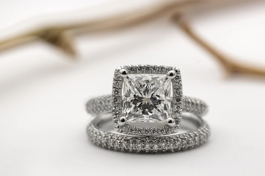 The Gilded Lace Ring on model