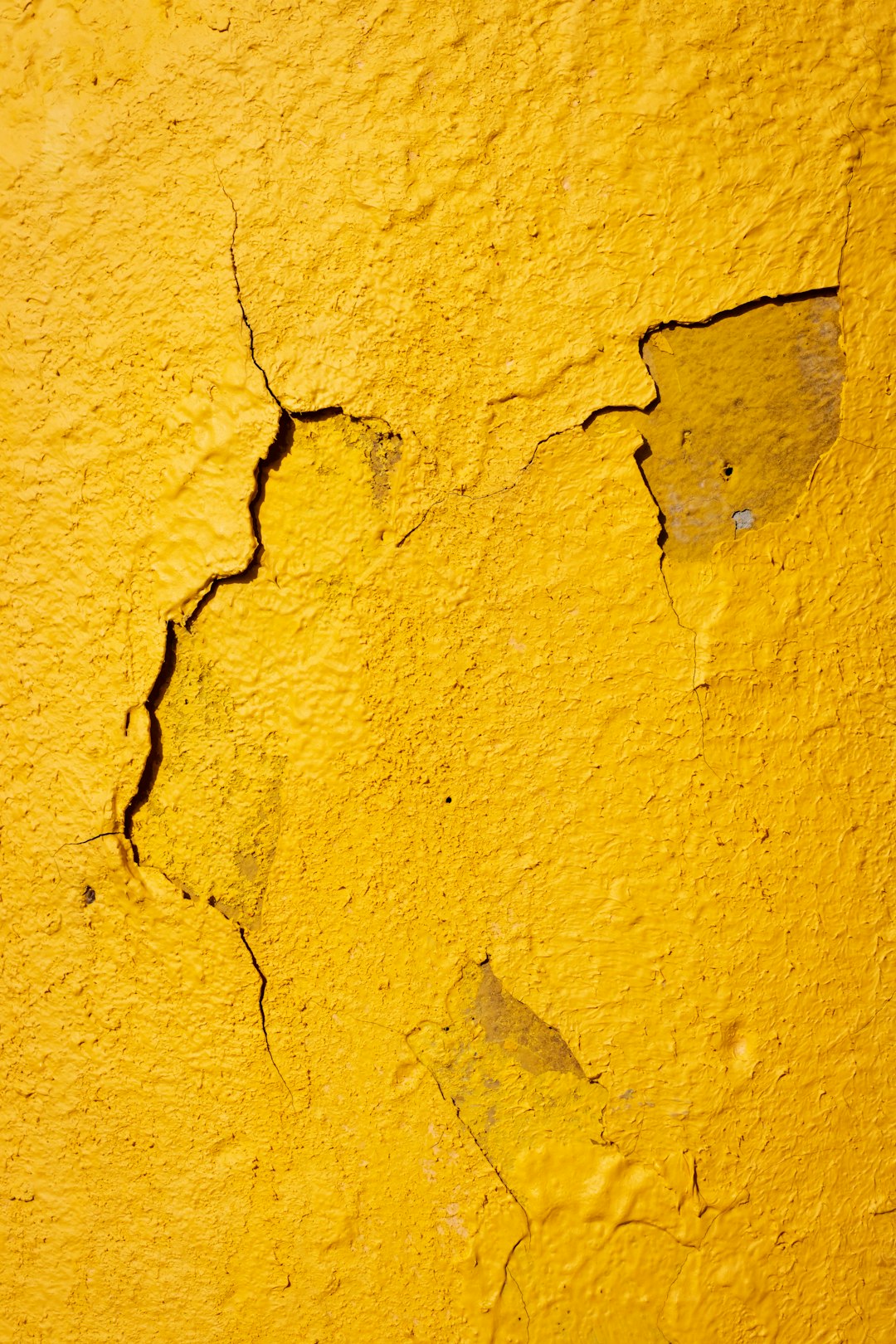 brown and white concrete wall