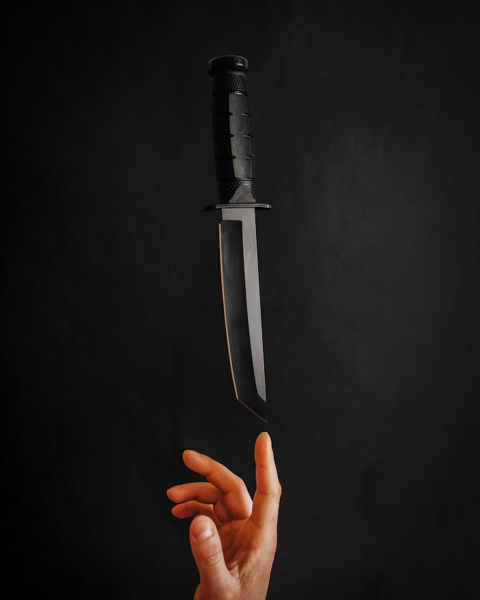 Um guia de faca de sobrevivência para caçadores e campistas , Shieldon