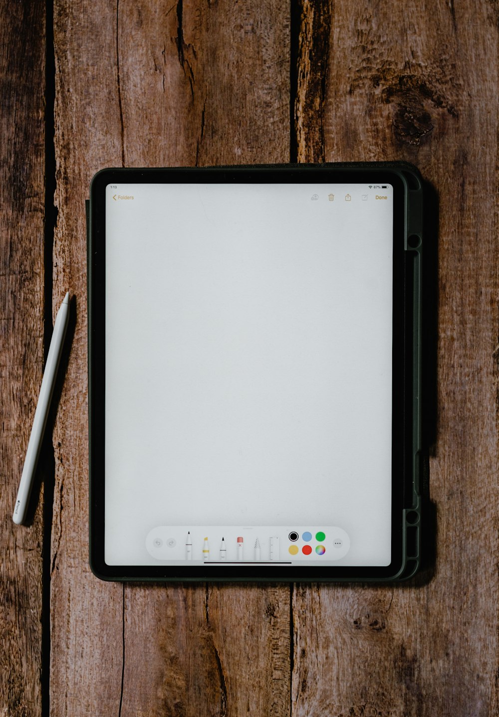 weißer und schwarzer Tablet-Computer