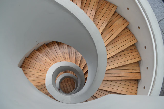 Rebuilt staircase in oak