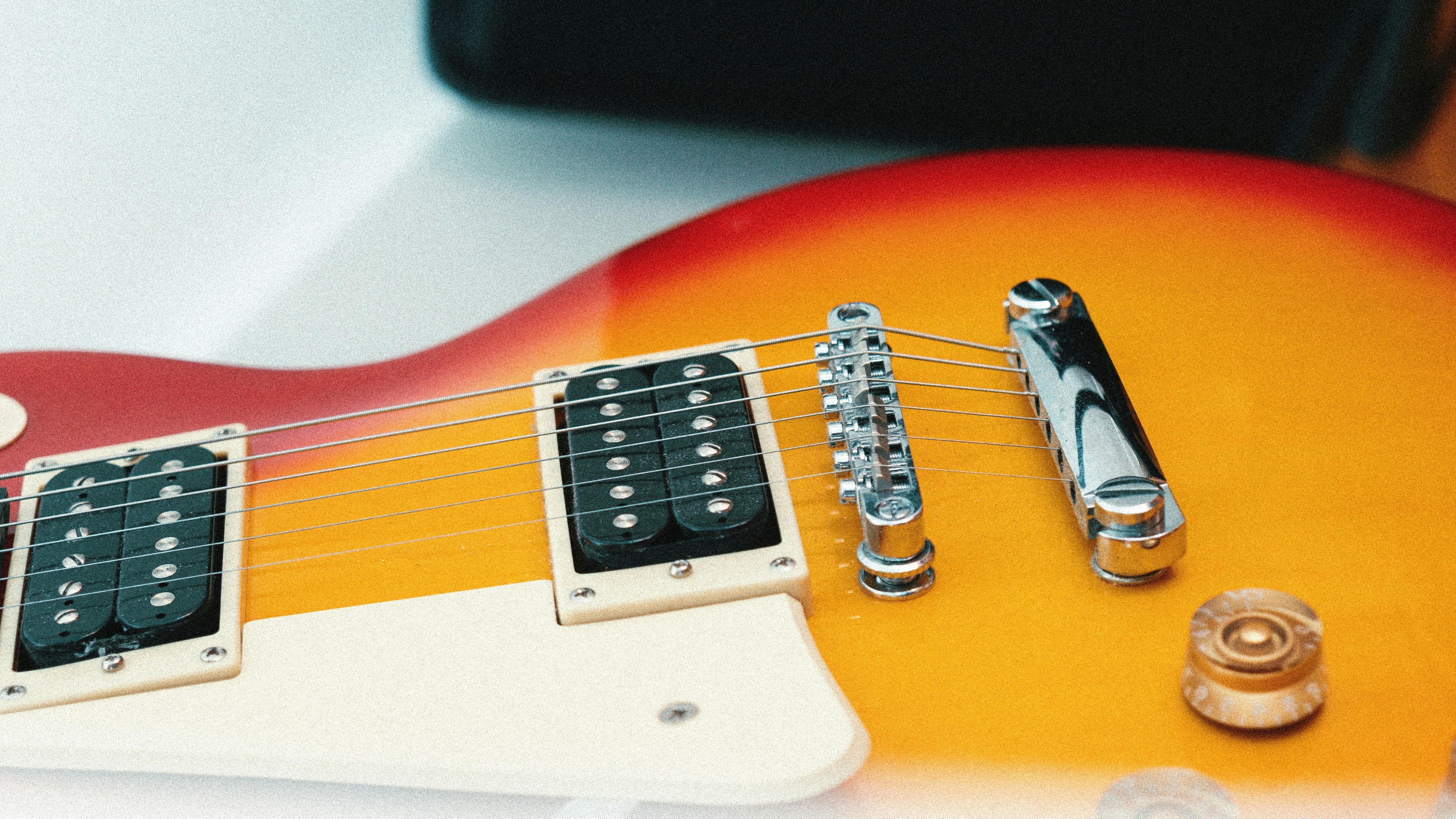 Electric guitar via https://infralist.com