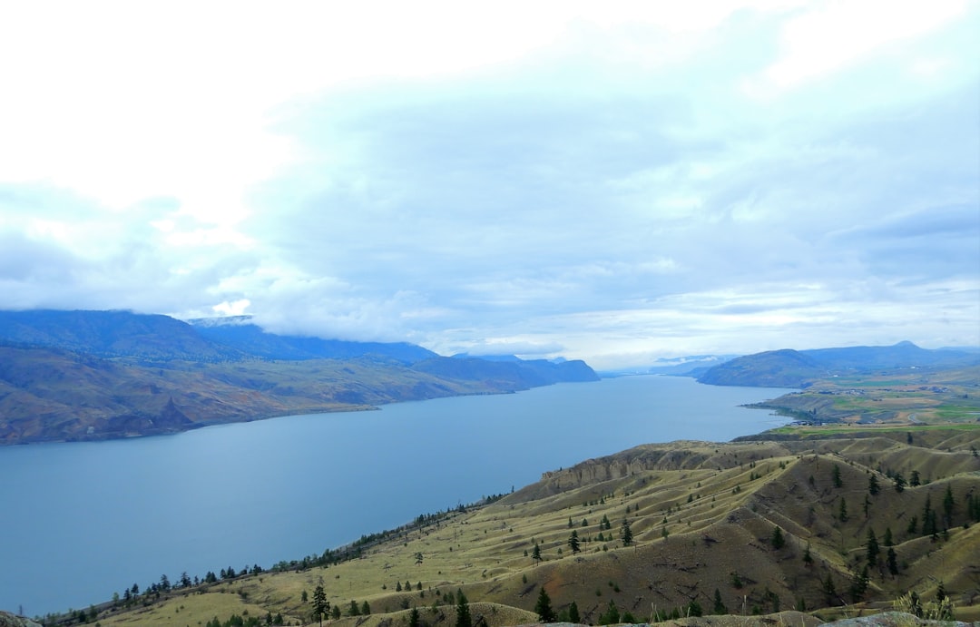 travelers stories about Hill station in Kamloops, Canada