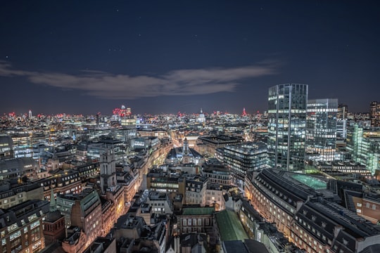 photo of London Landmark near Piccadilly Circus