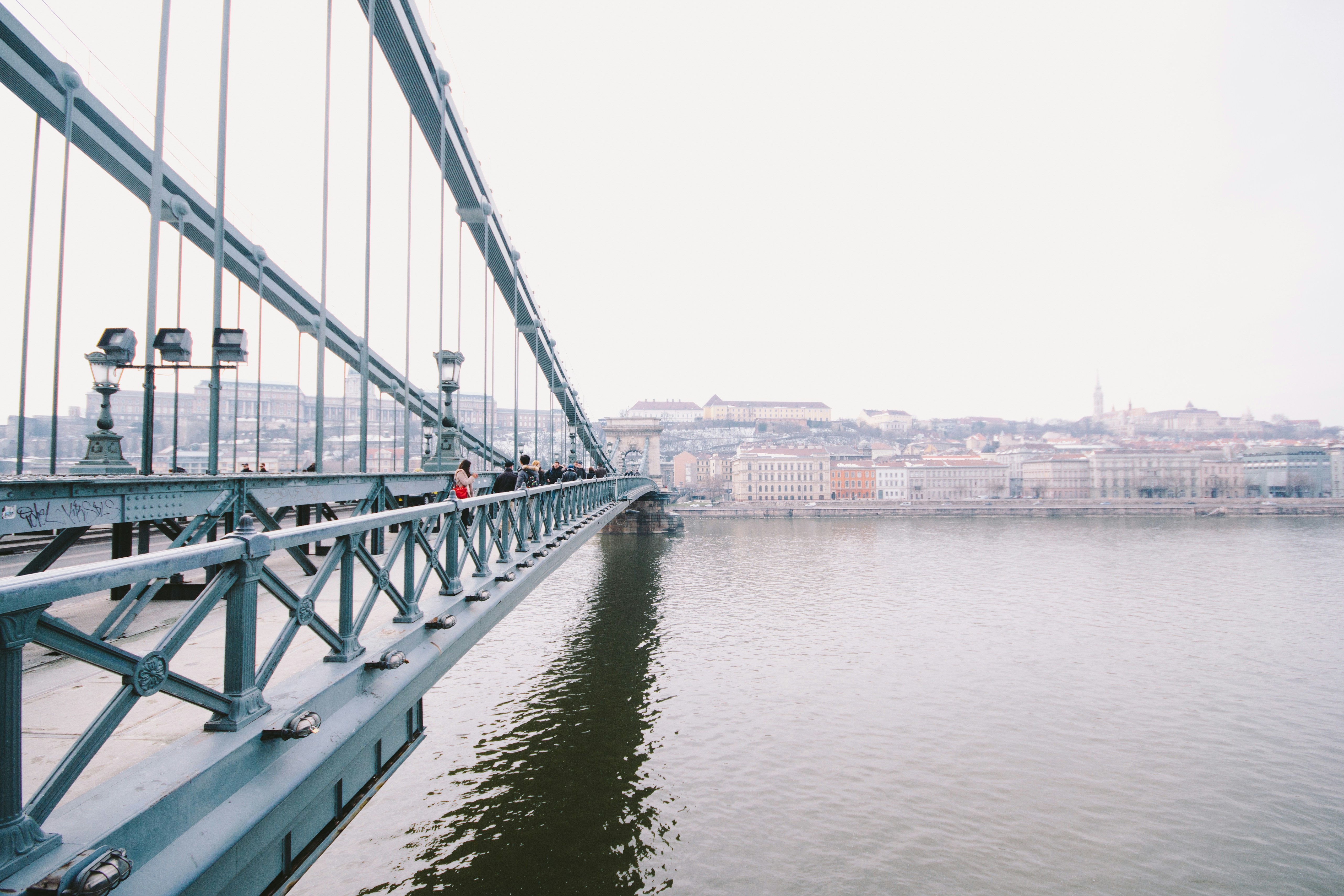 In‑Store & Micro‑Market Food Safety in 2026: Observability, Micro‑Cold Chains, and Human‑In‑The‑Loop Verification