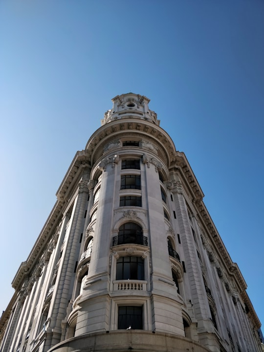 low angle photography of gray concrete building in Plaza de Mayo Argentina