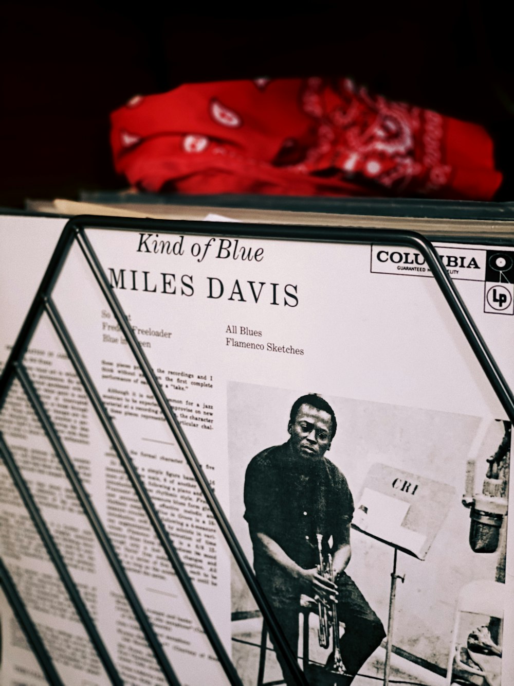 a picture of miles davis on the back of a refrigerator