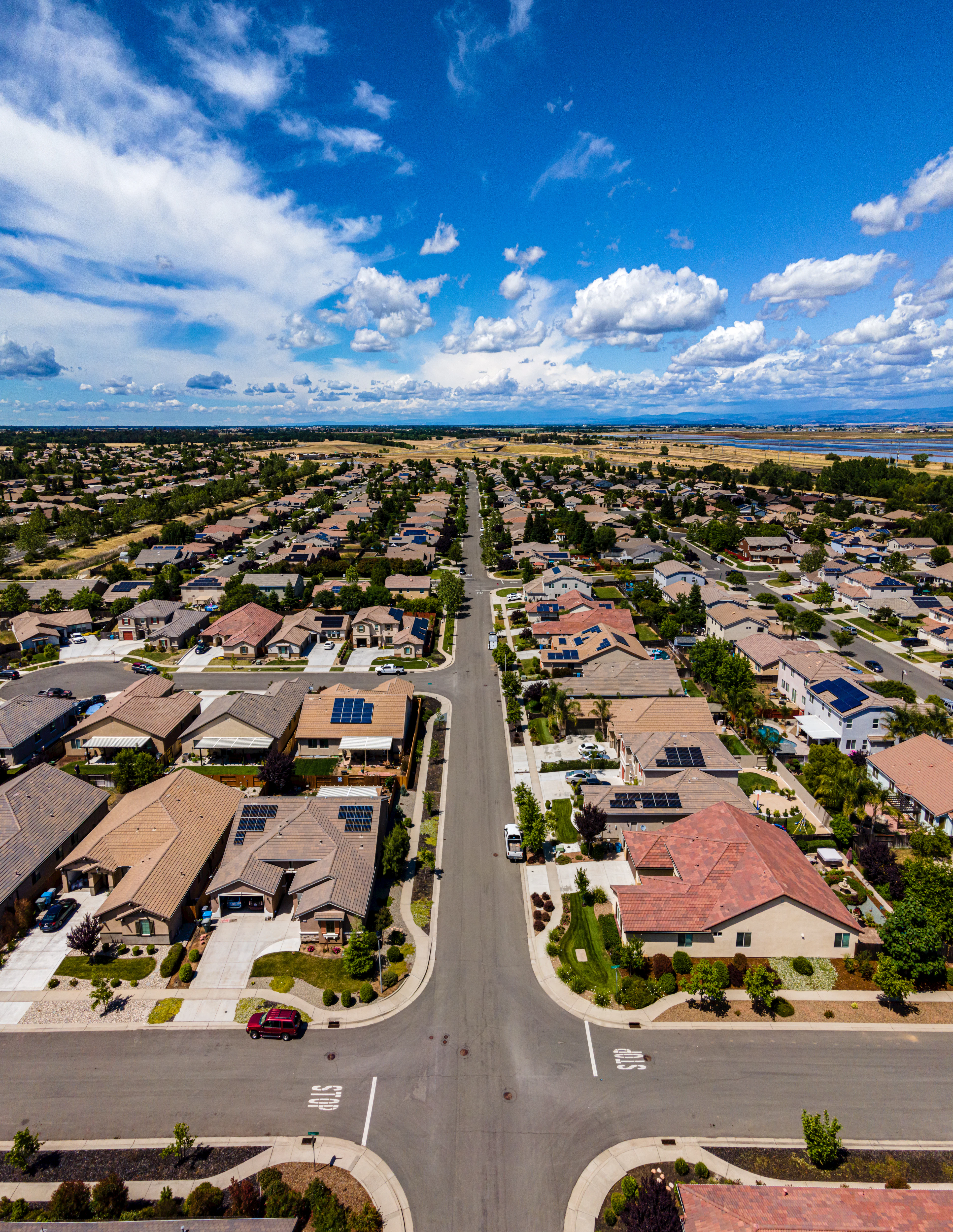 Wendell Falls streetscape