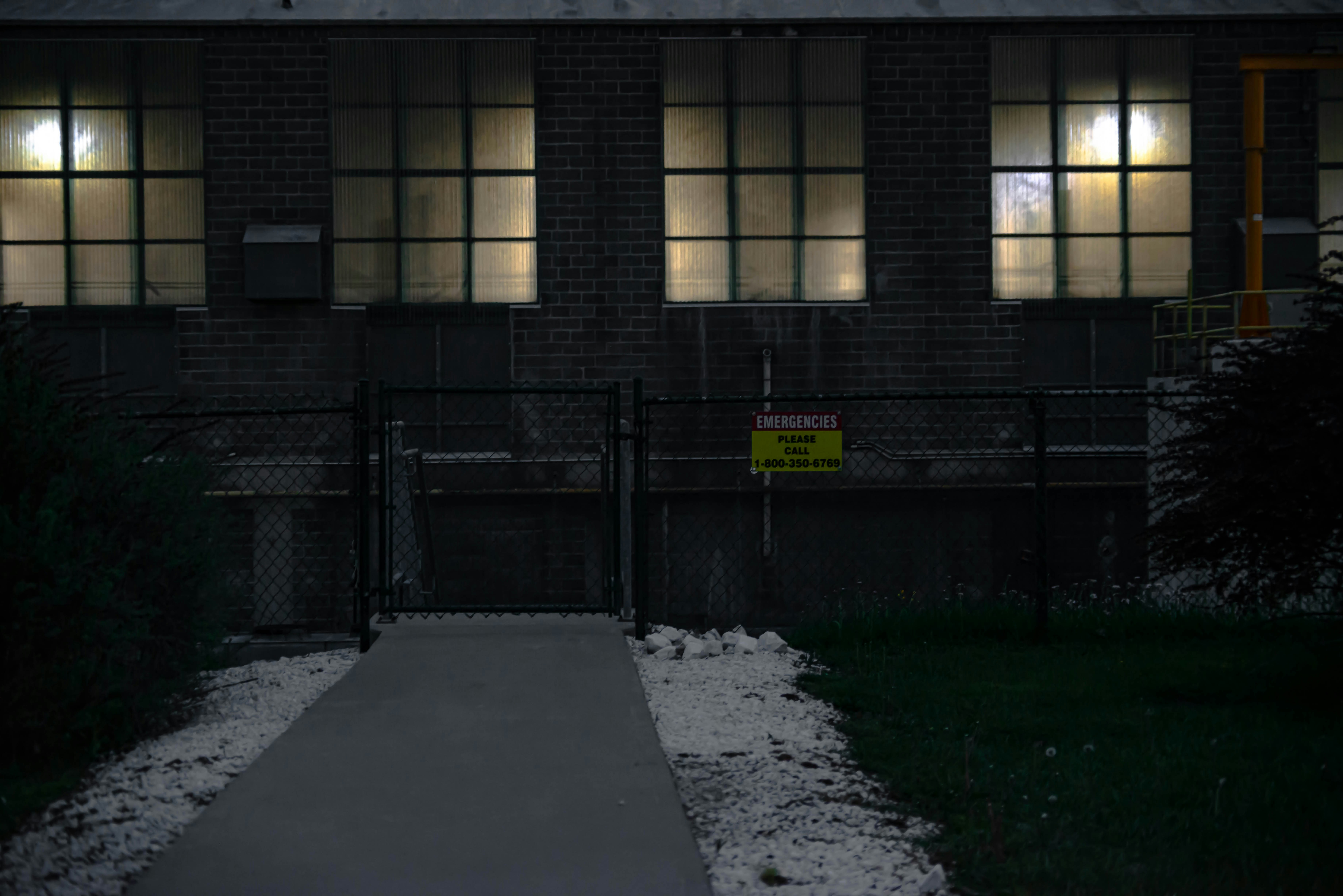 Scp Outside 6 Pictures | Download Free Images on Unsplash