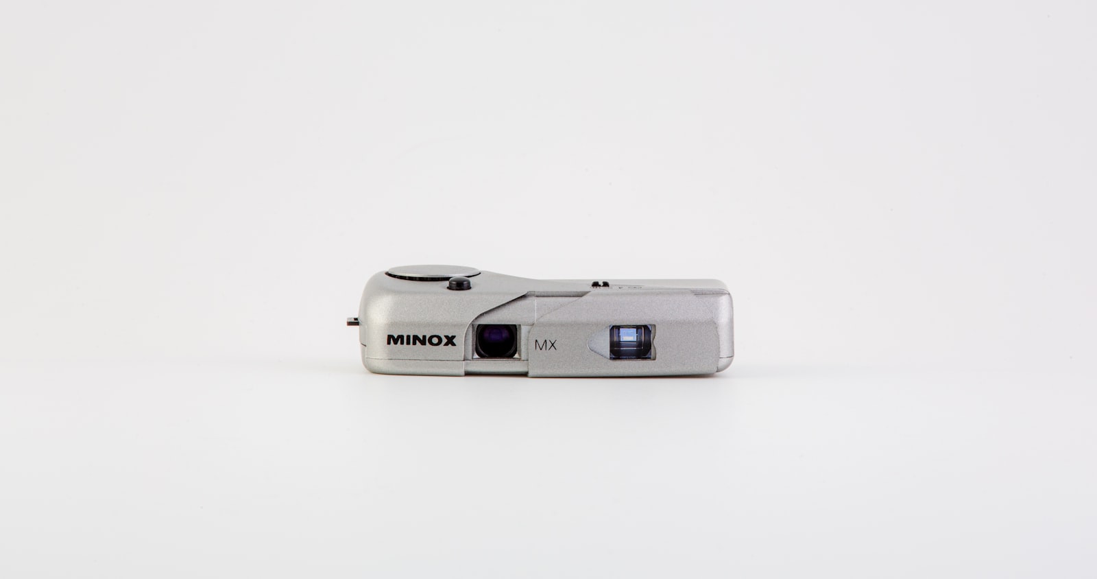 Canon EOS 5D Mark III sample photo. White and gray sony photography
