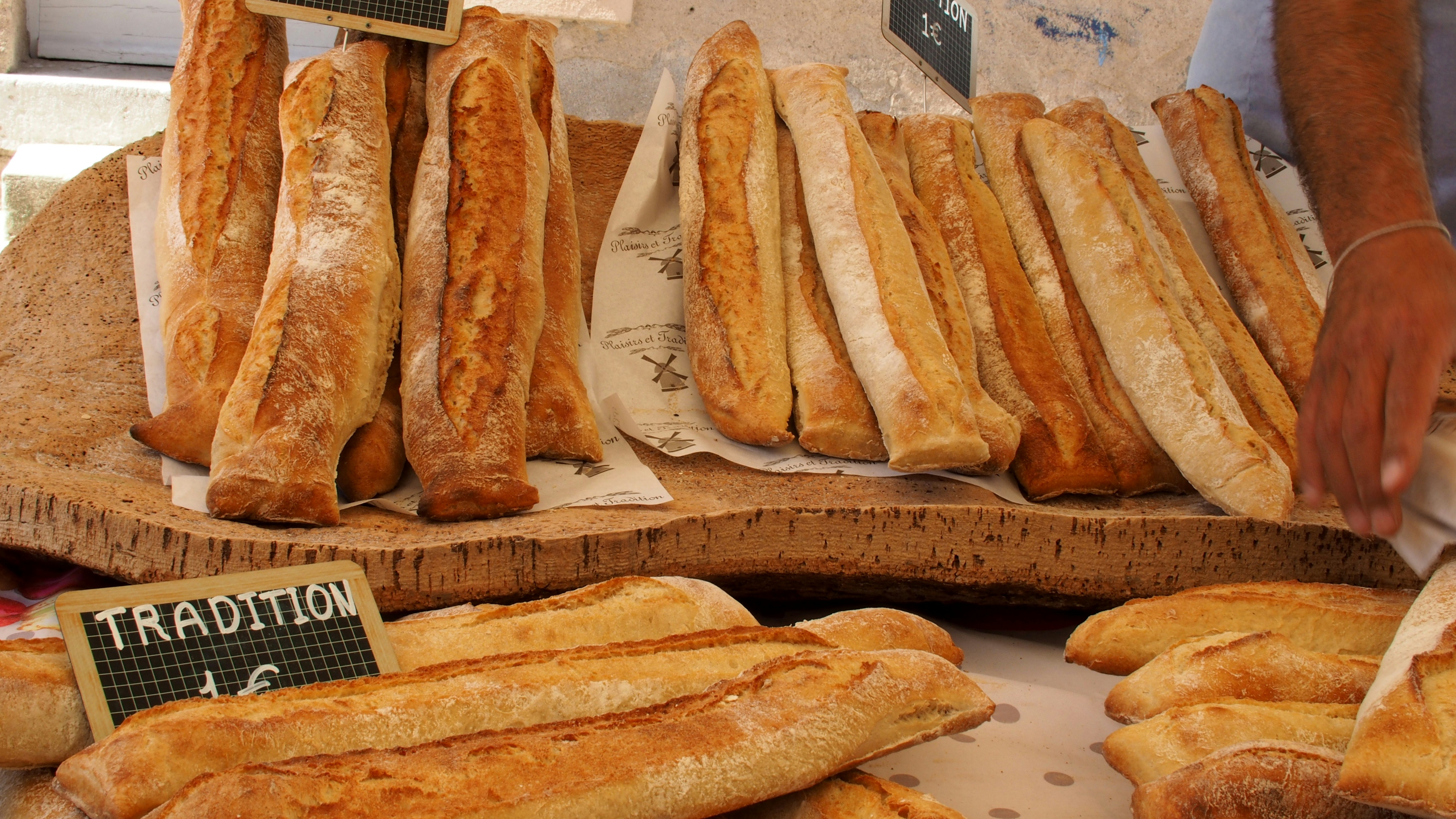 brown bread on brown wooden tray, Baguettes