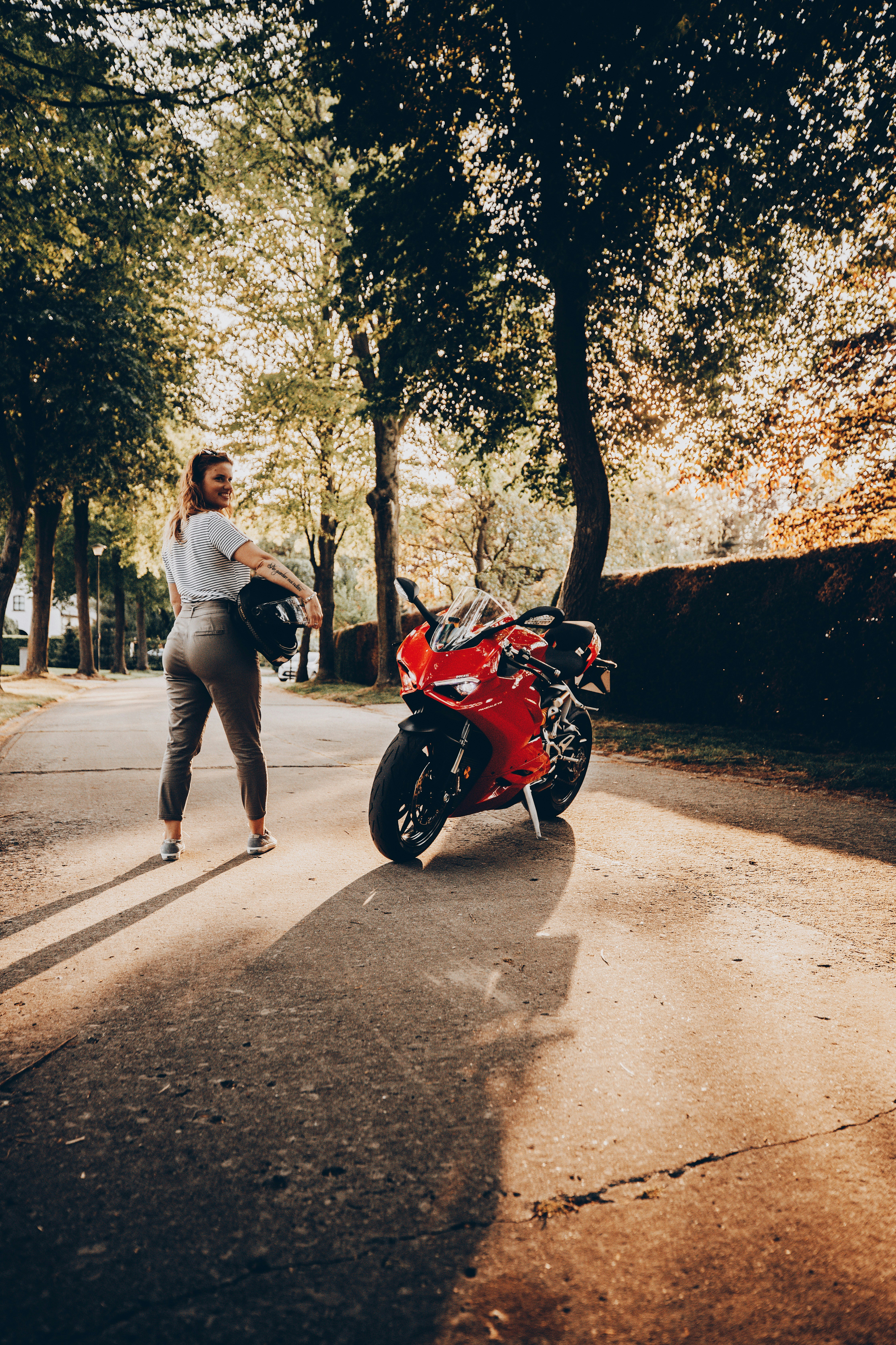 Photo by lorenzohamers