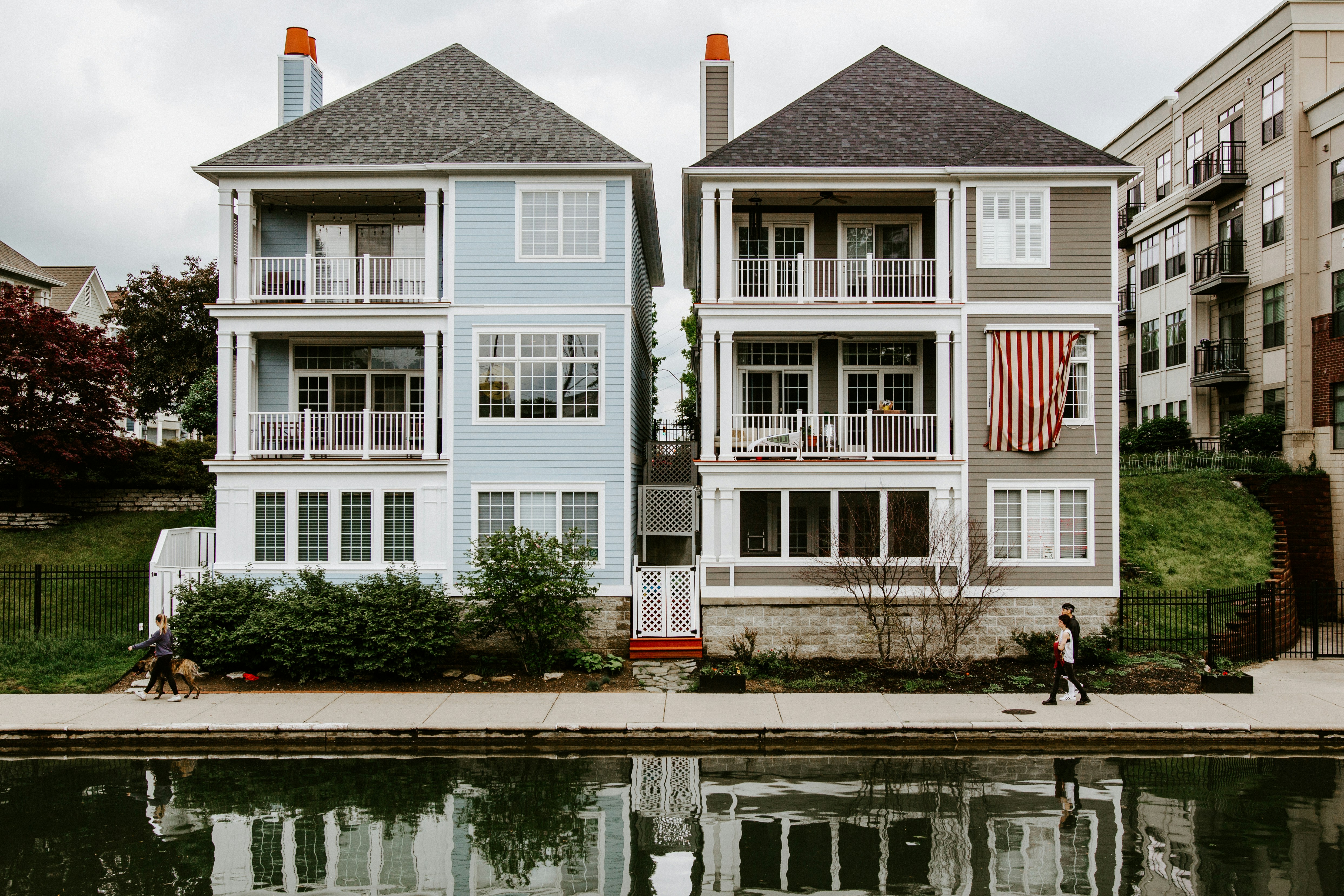 houses next to river