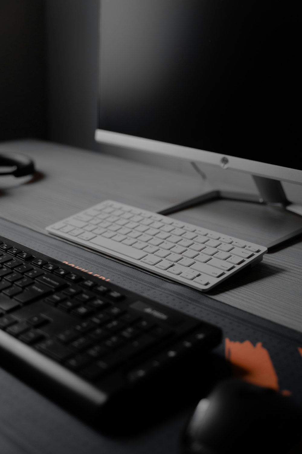 silver imac and apple keyboard