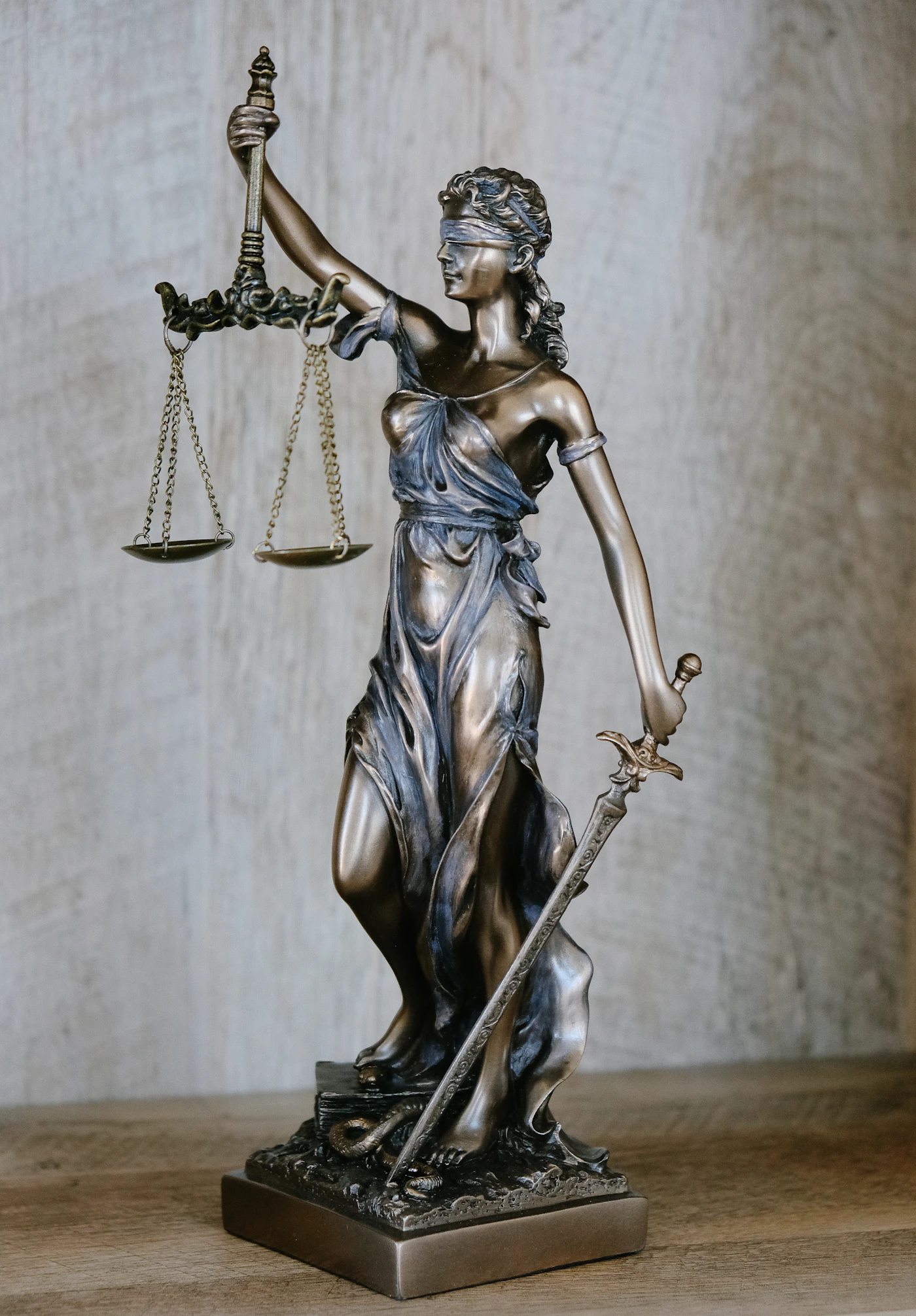 Justice et droit — Cabinet Maître Rim Bejaoui