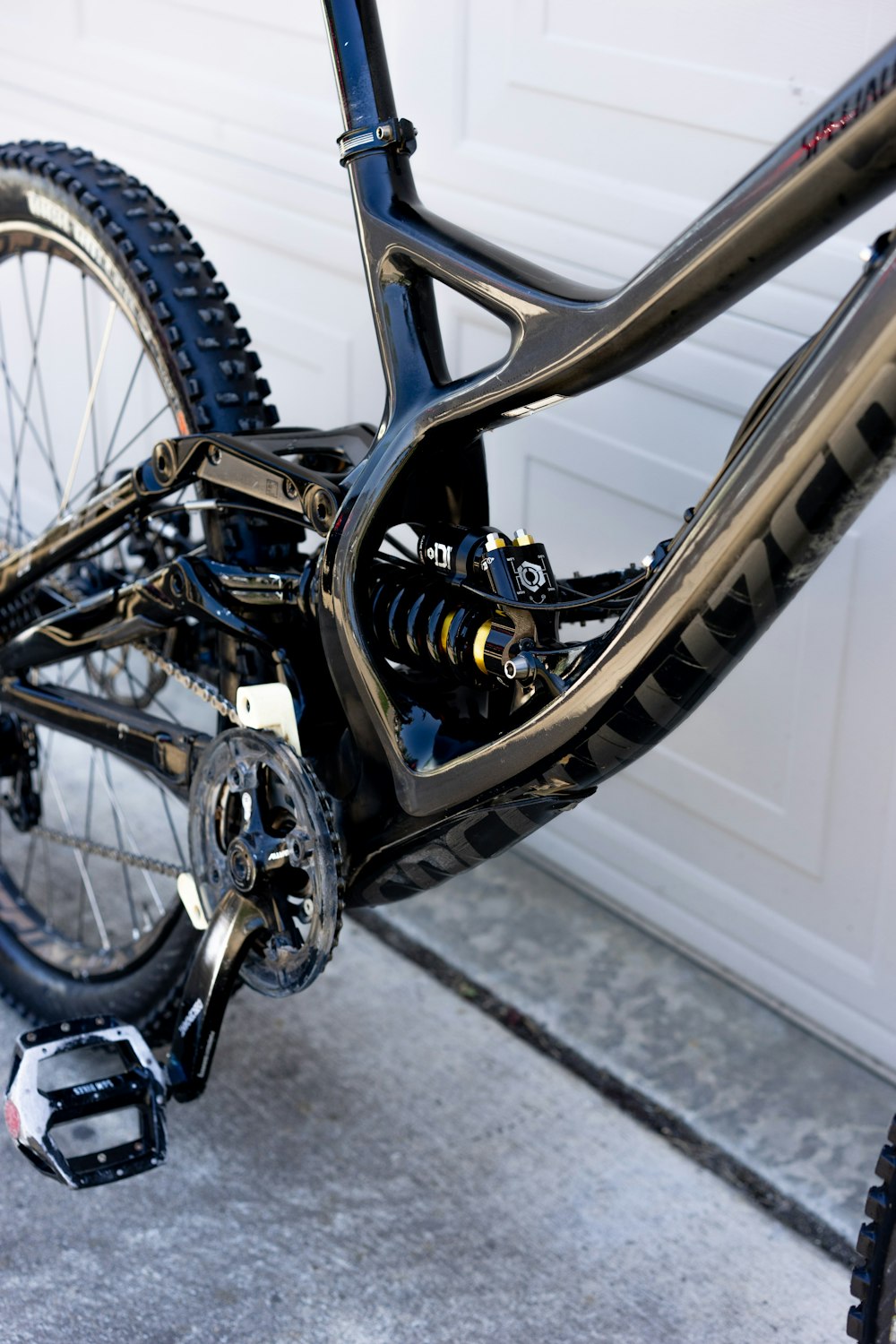 blue bicycle wheel with tire