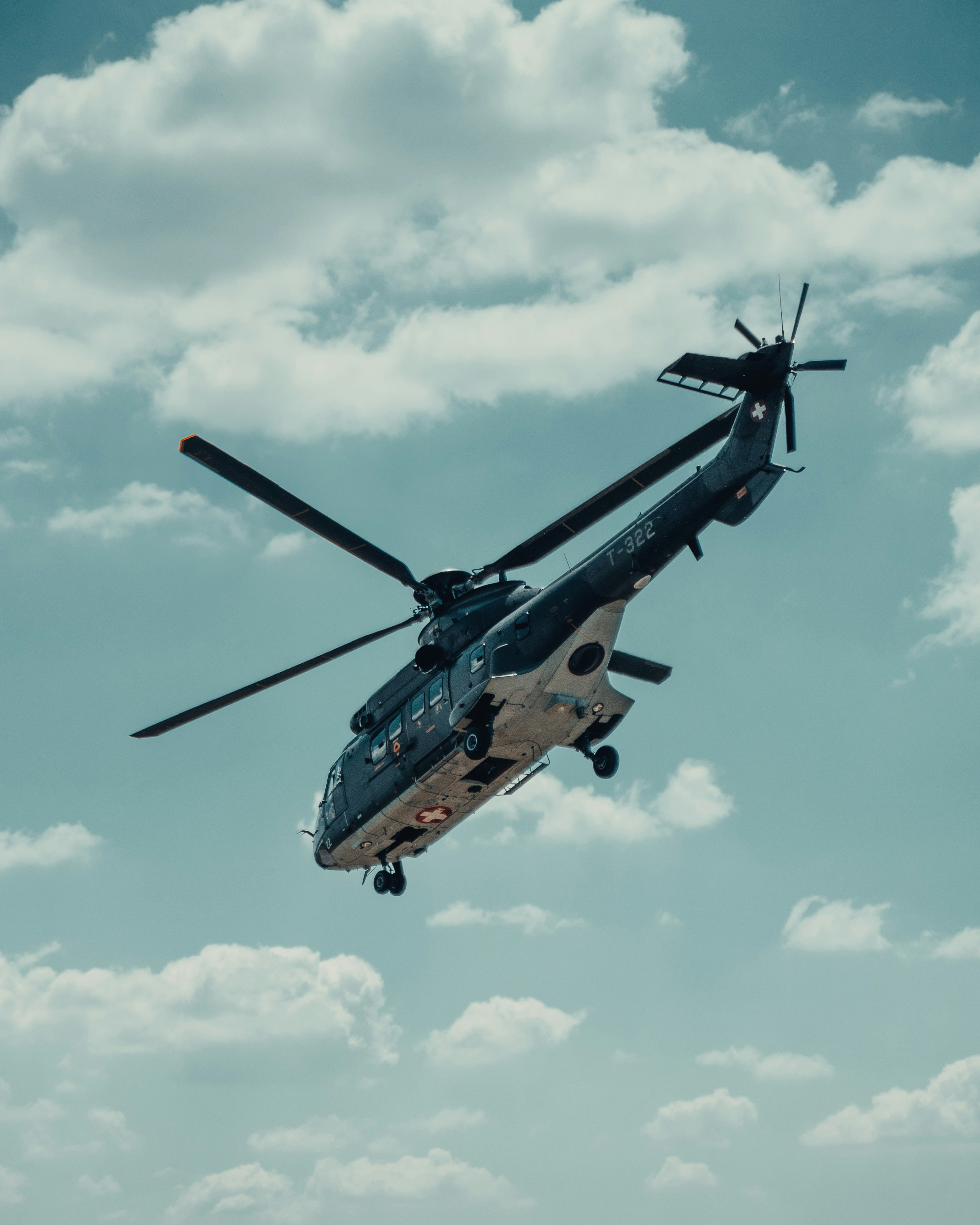 Photo by janik_clicks