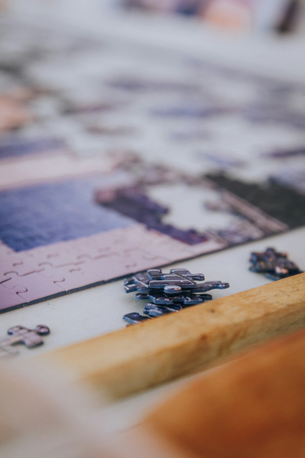 white and black jigsaw puzzle