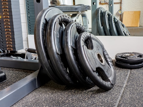 black and gray exercise equipment