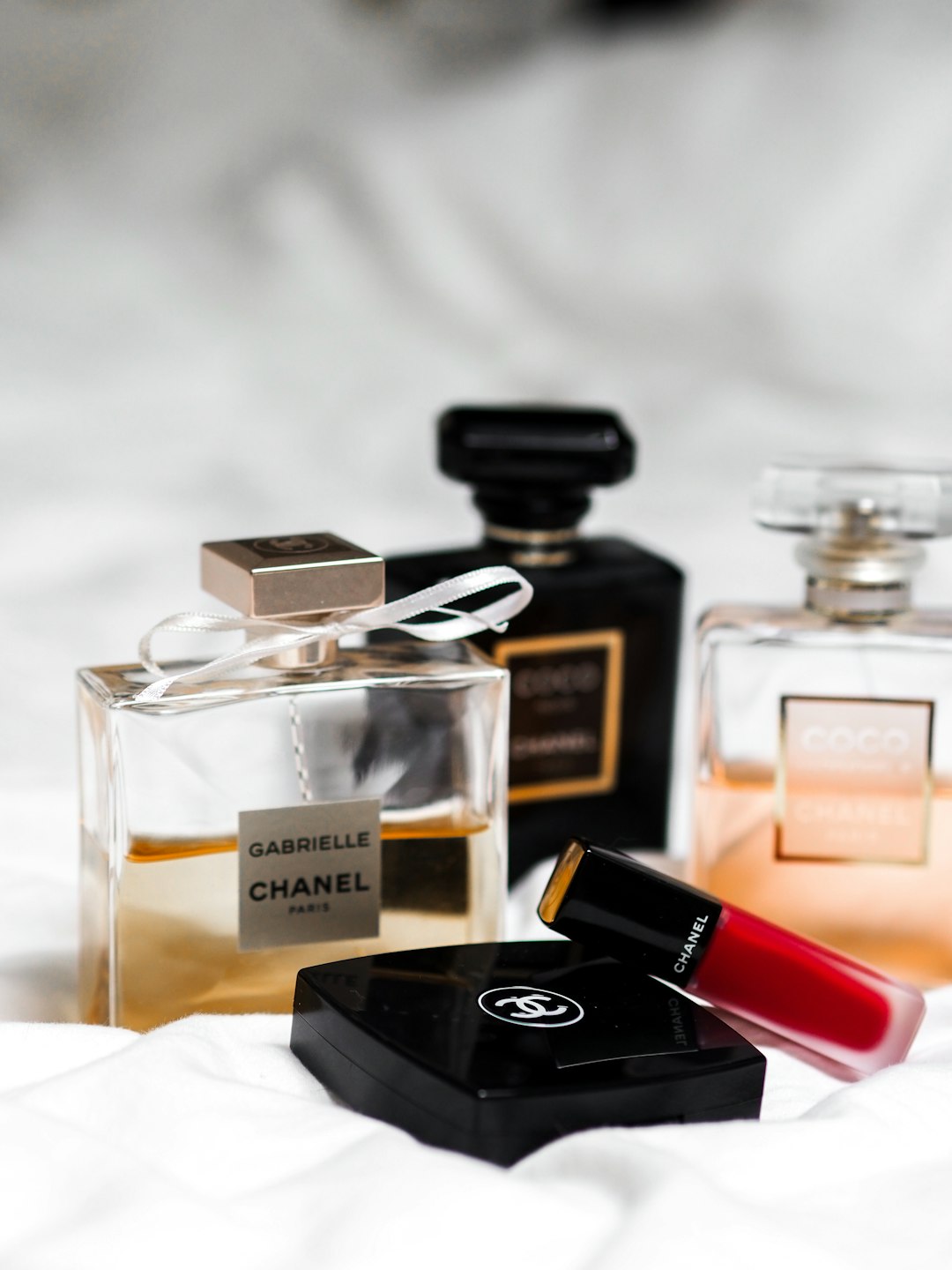 Video Reviews – Top 10 Perfumes Of All Times!