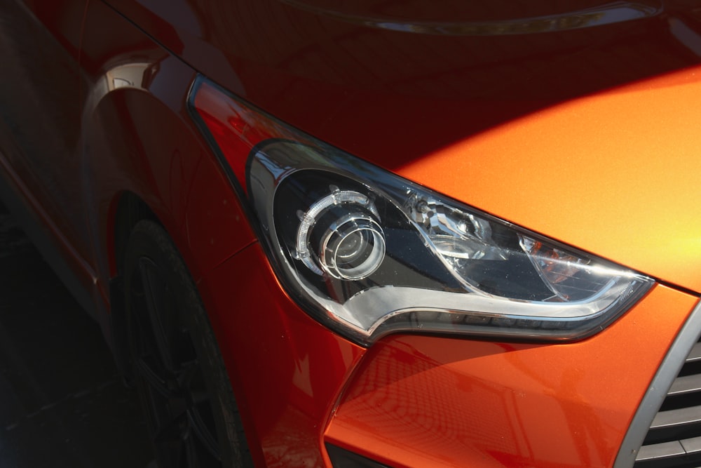 red car with silver door handle