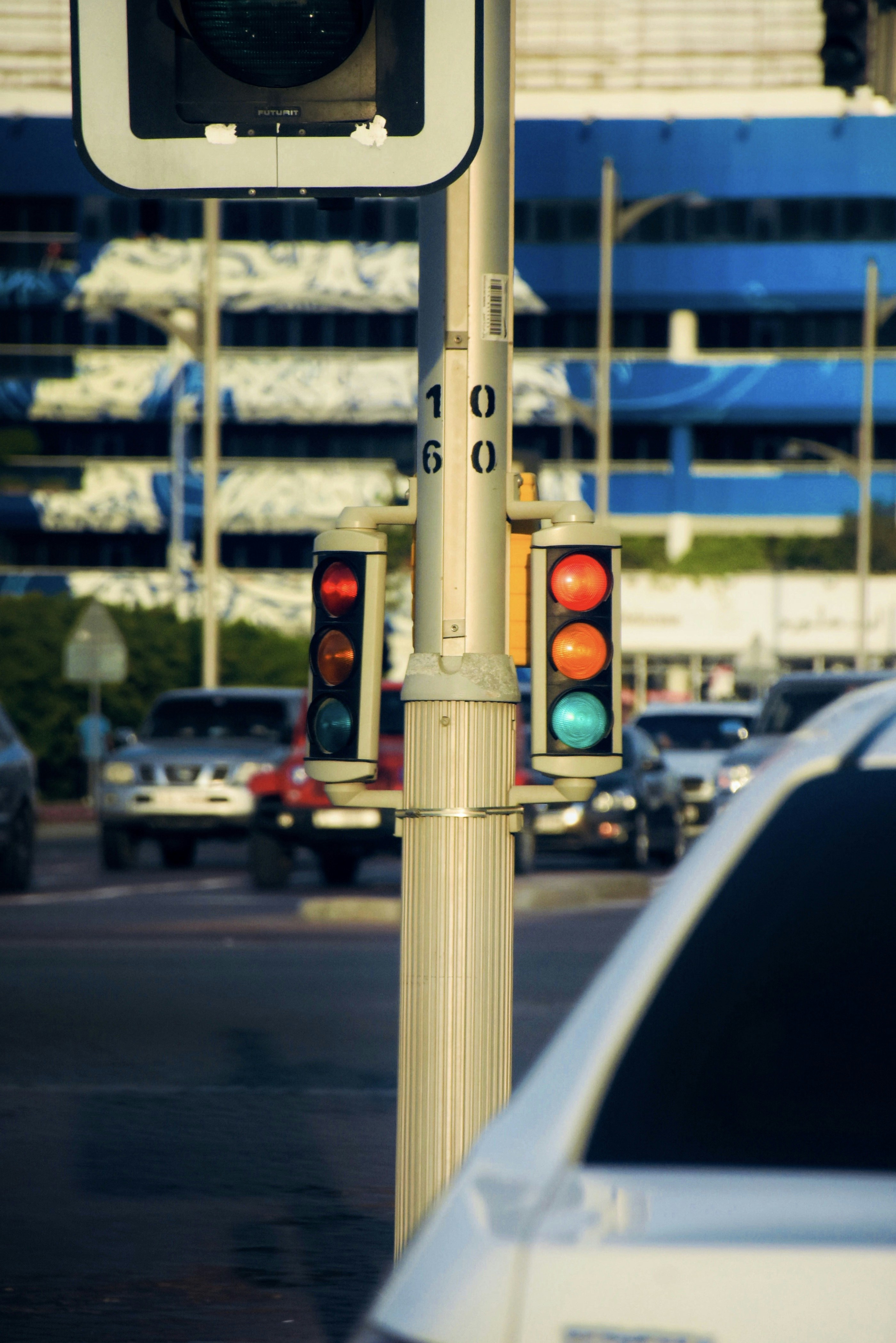 Signal, waiting for the greenlight