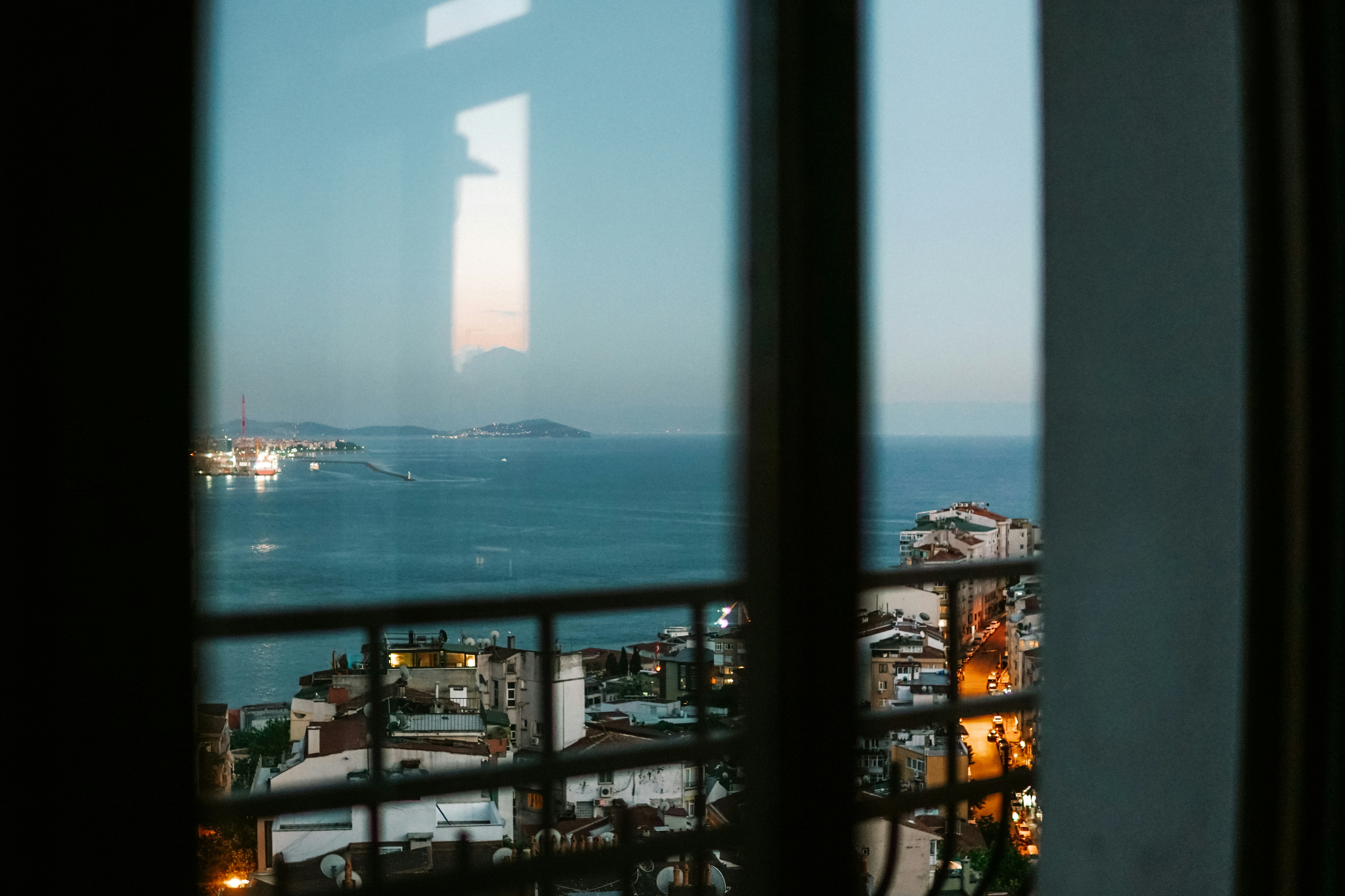 Photo by mertkahveci