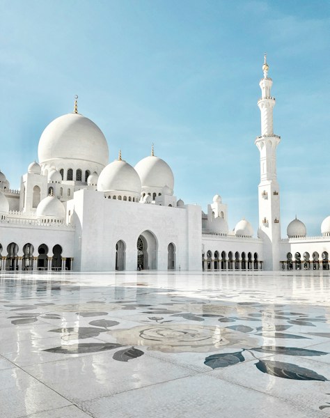 Sheikh Zayed Grand Mosque: Abu Dhabi's Marble Marvel