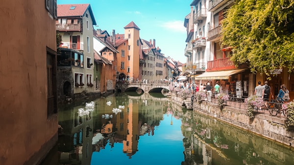 What to See in Annecy: A Travel Guide