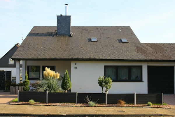 Residential roof replacement in Gresham Oregon