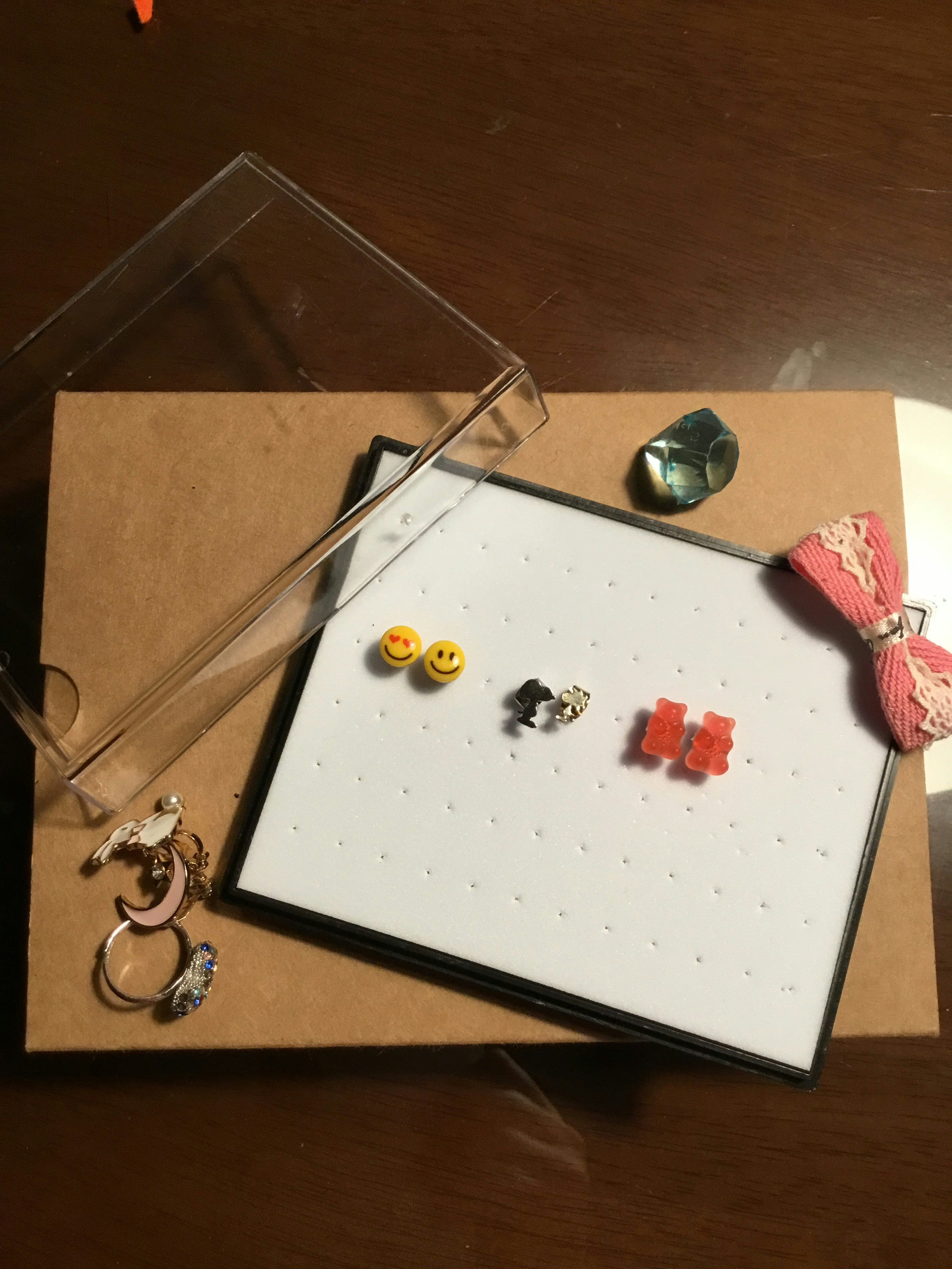 handmade crafts student gift, wallpaper, Easy Crafts for Teachers from Students | Thoughtful Gifts 6