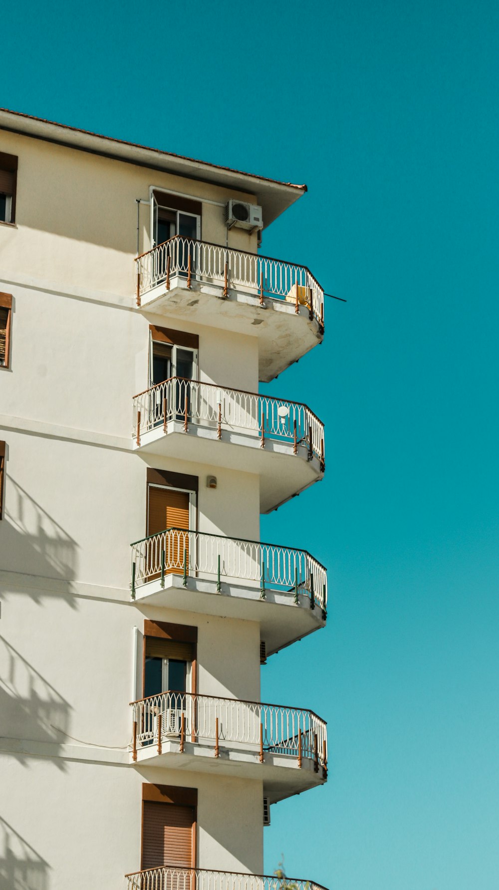 white concrete building during daytime