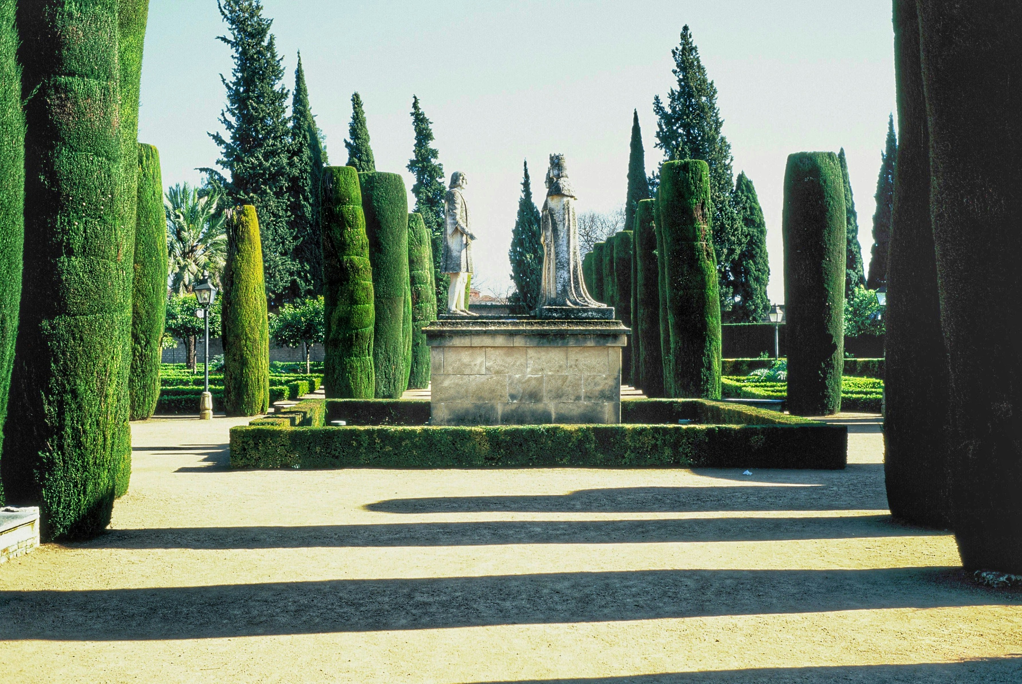 Photo by tomasrobertson