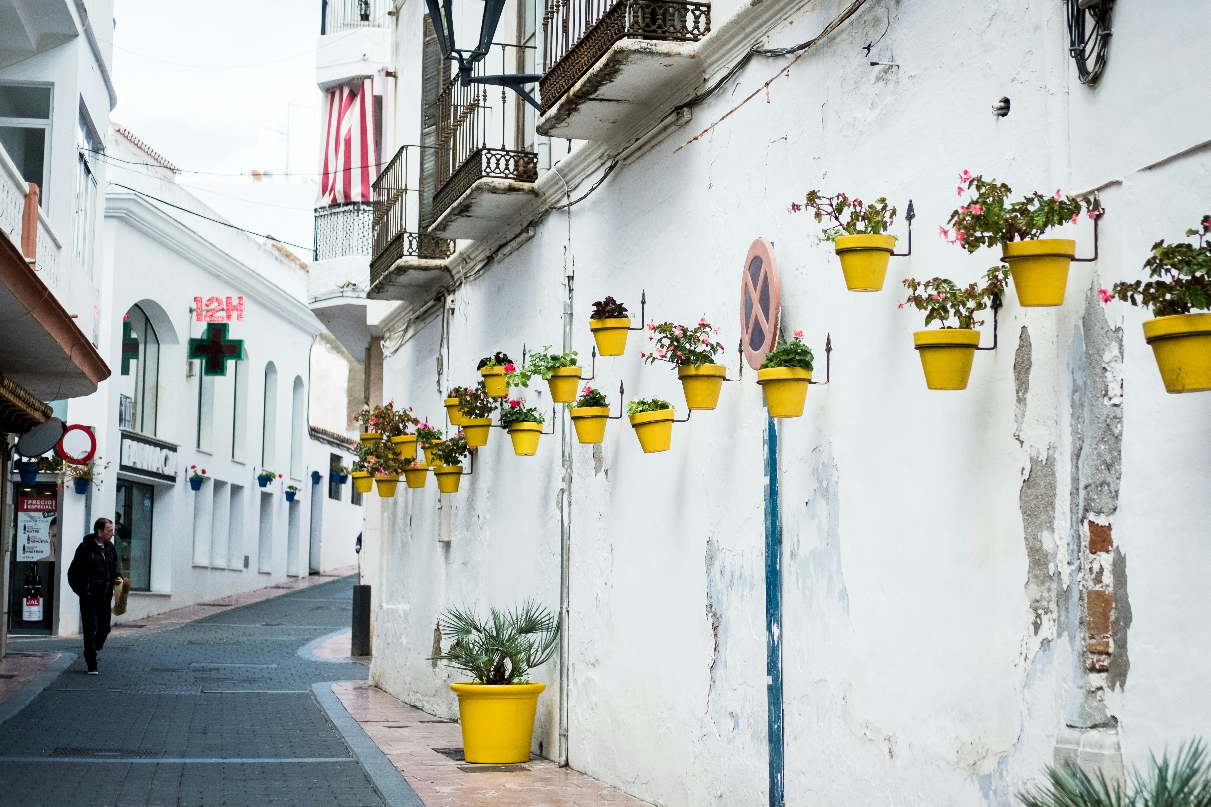 Spain budget accommodation guide