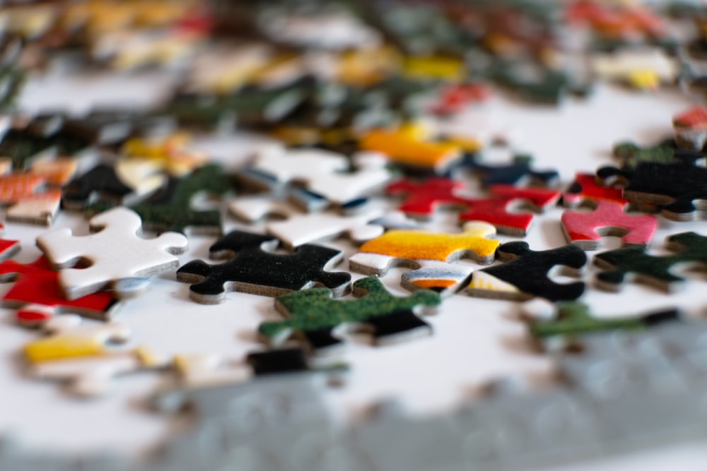 green and yellow jigsaw puzzle