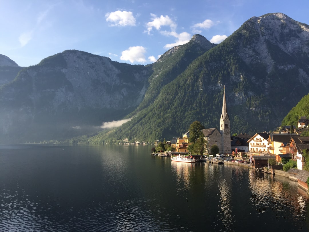 Watercourse photo spot ãƒ�ãƒ«ã‚·ãƒ¥ã‚¿ãƒƒãƒˆ (ã‚ªãƒ¼ãƒ�ãƒ¼ã‚¨ã‚¹ã‚¿ãƒ¼ãƒ©ã‚¤ãƒ’å·�) Hallstatt Austria