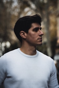man in white crew neck shirt