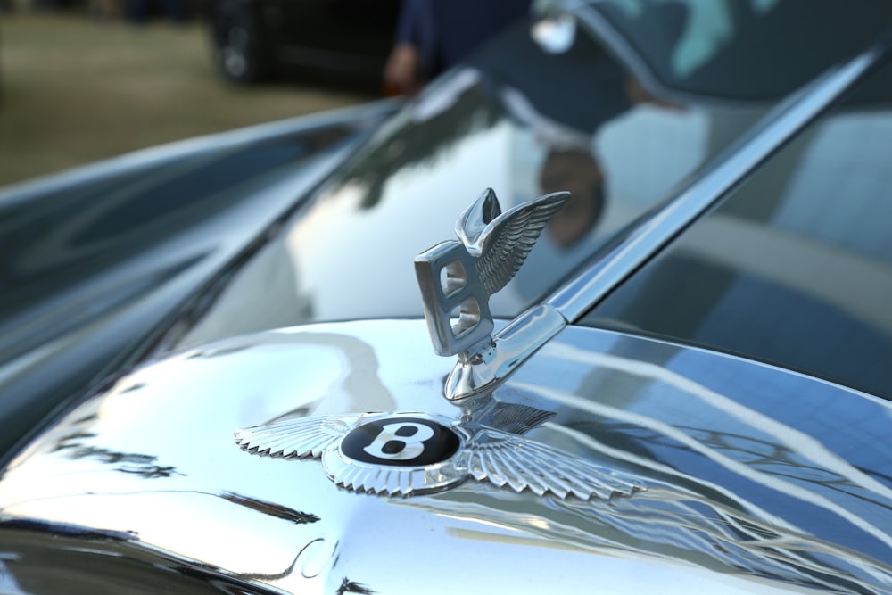 black mercedes benz car in close up photography