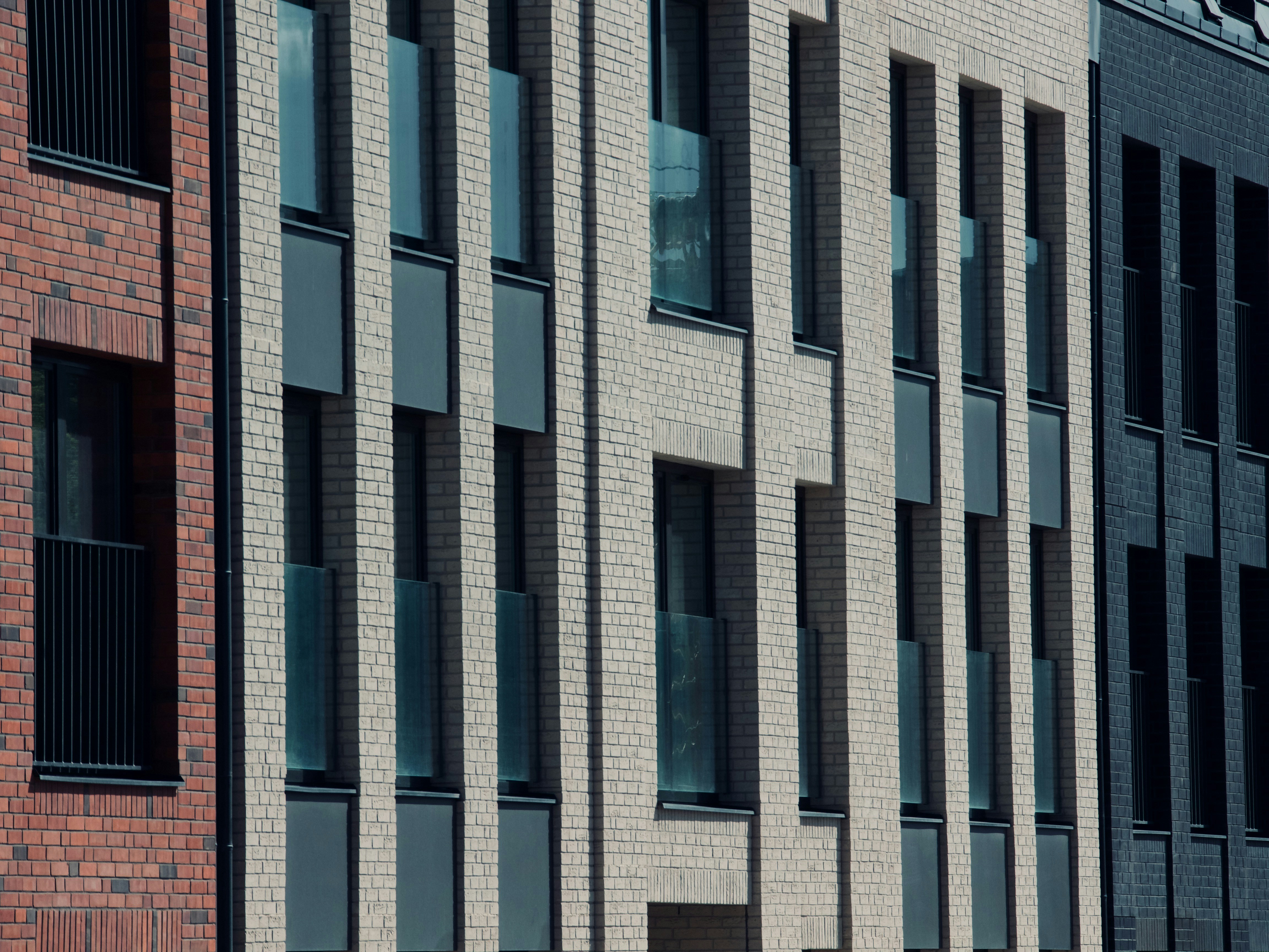 Modern window architecture