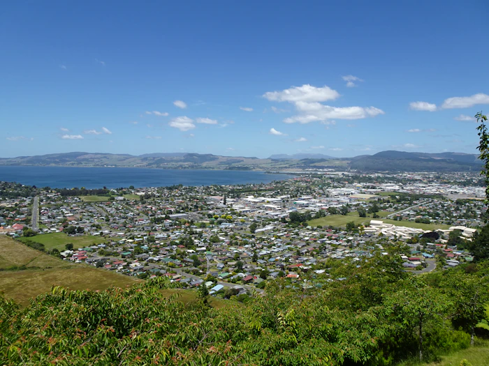 Best Local Markets in Rotorua for Food, Crafts, and Real Community Life