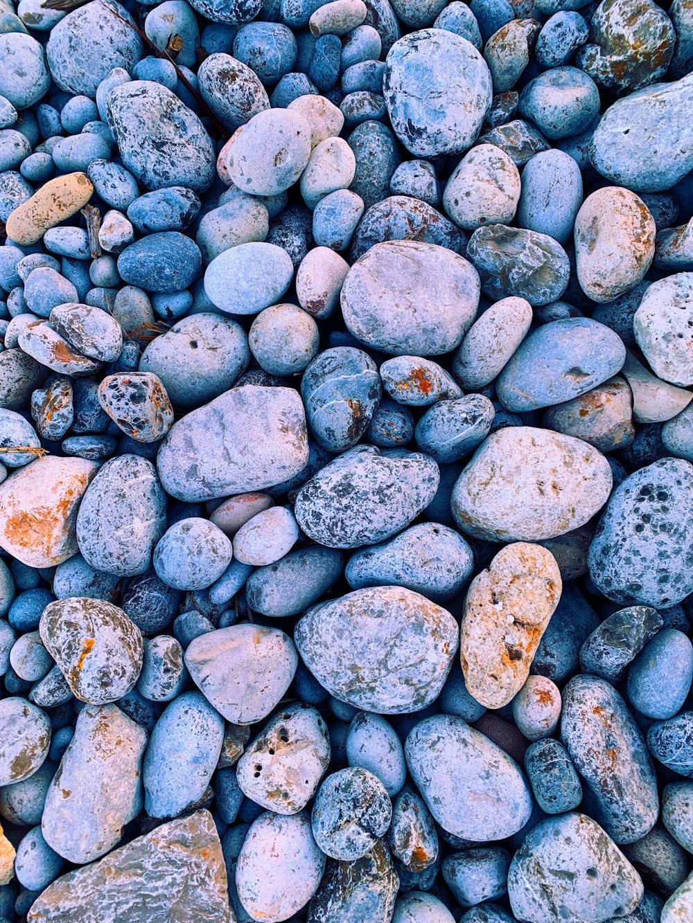 gray and brown stone fragments