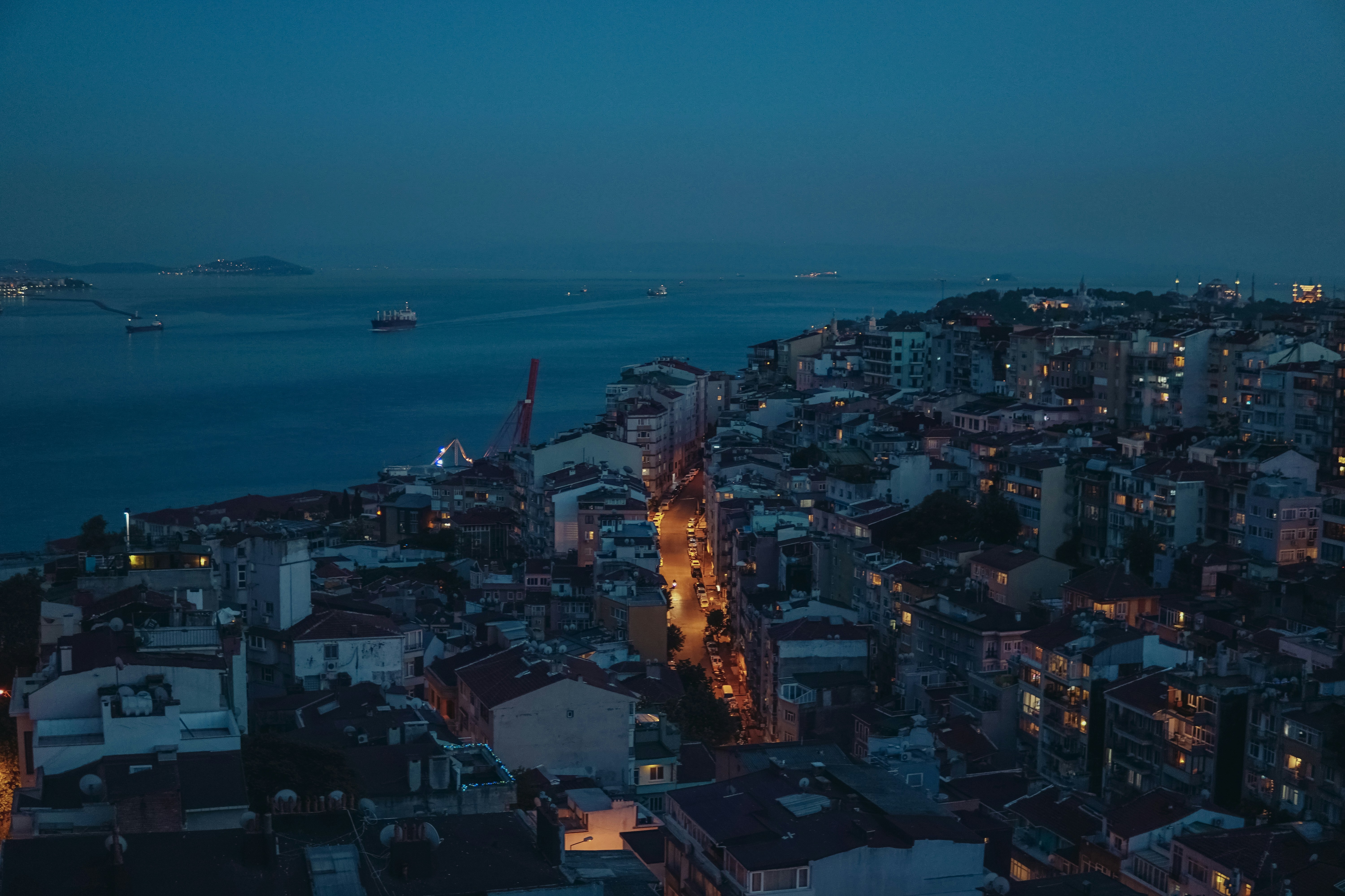 Photo by mertkahveci