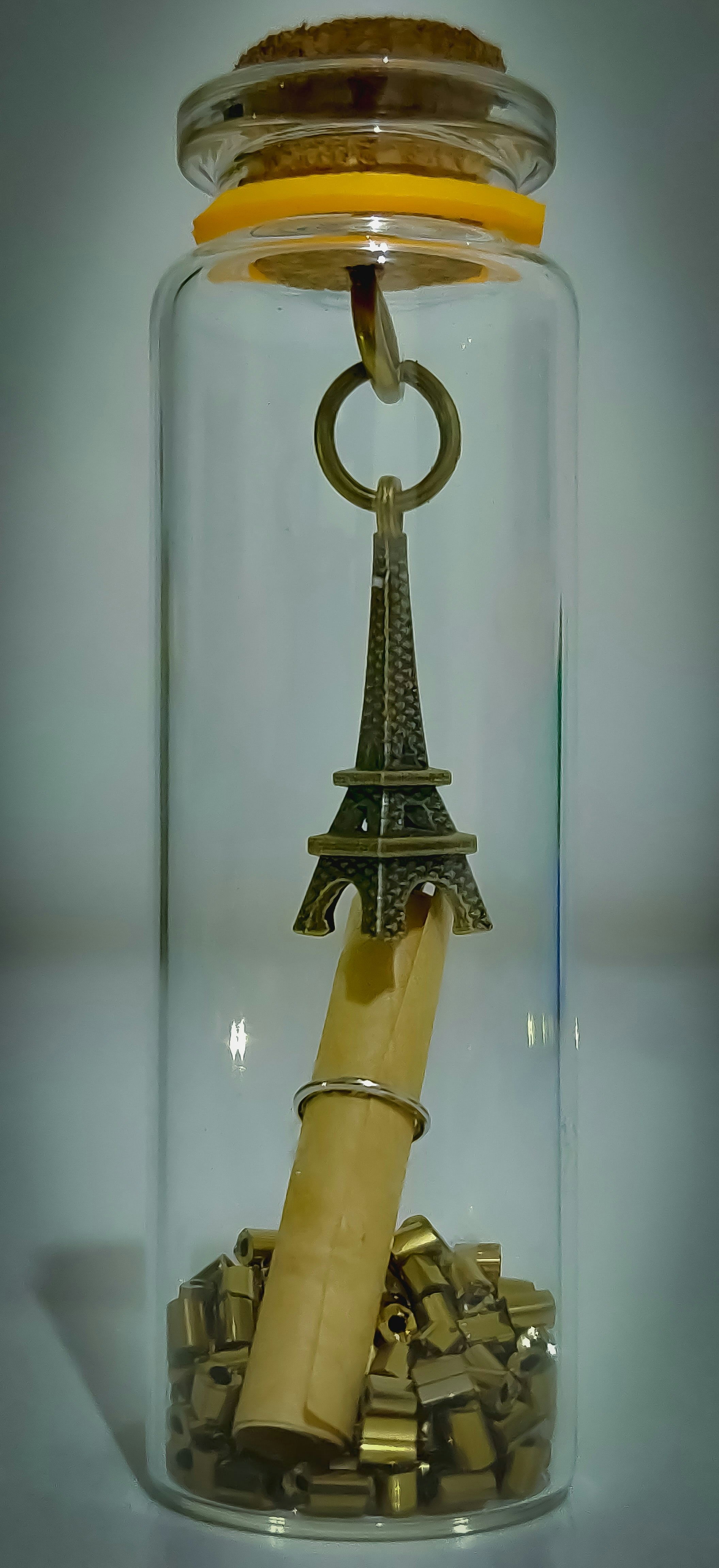 gold and silver key chain
