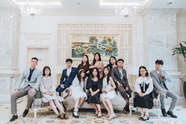 photography poses for family,how to photograph group of people sitting on chair