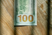100 us dollar bill
