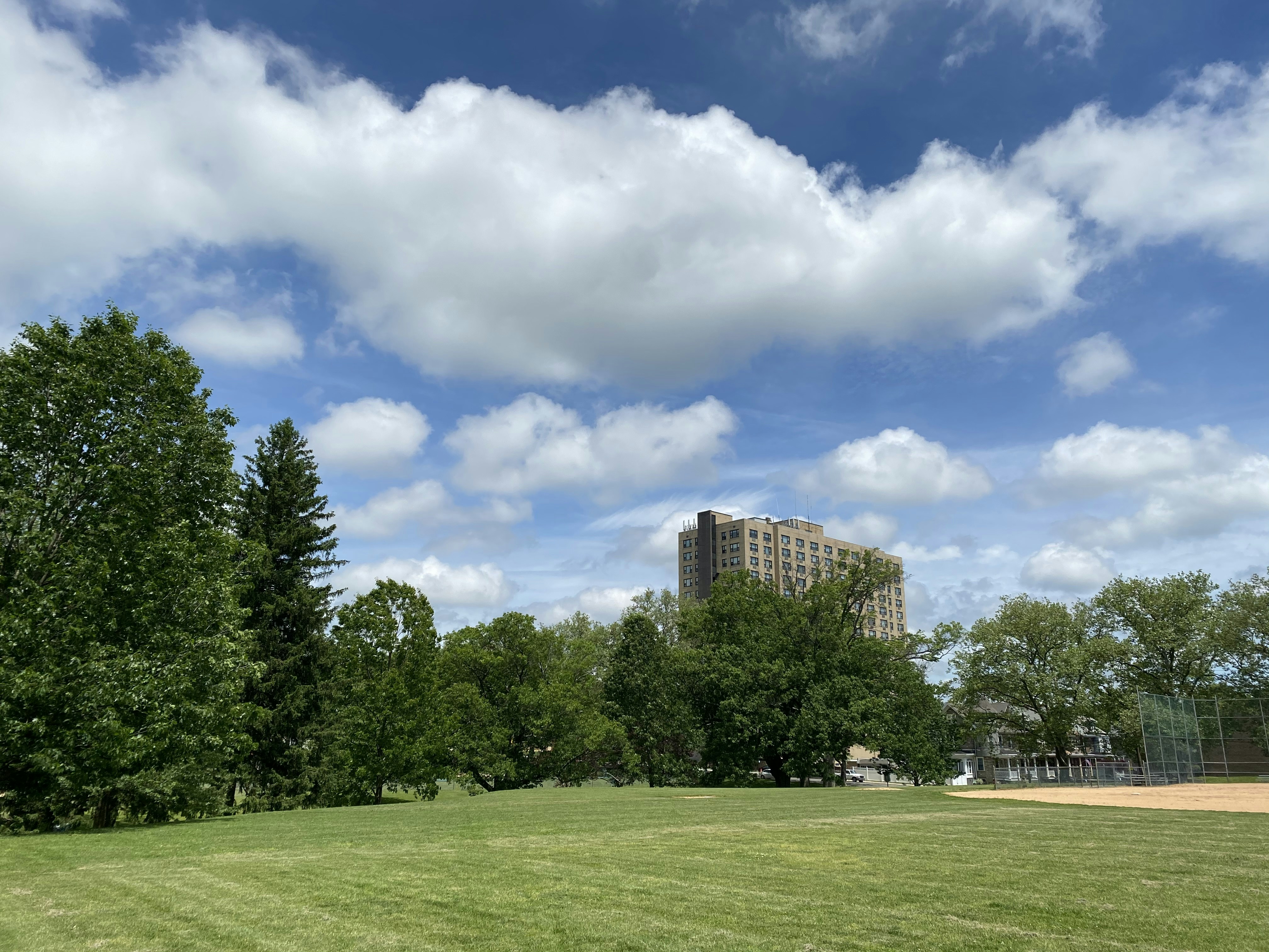 Photo by tebarker123